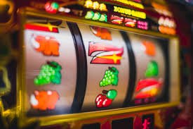 Visual permainan Live Casino dengan dealer asli di lanangbet